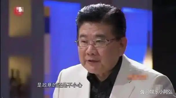 曹可凡是个鲜明的典范,尽管在主持行业中声名显赫,但其私下品行究竟