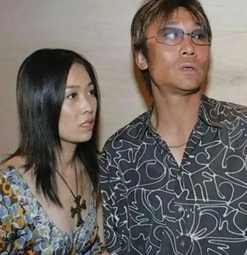 歌手那英:与高峰分手后,带着儿子嫁给孟桐,如今婚姻状况如何?