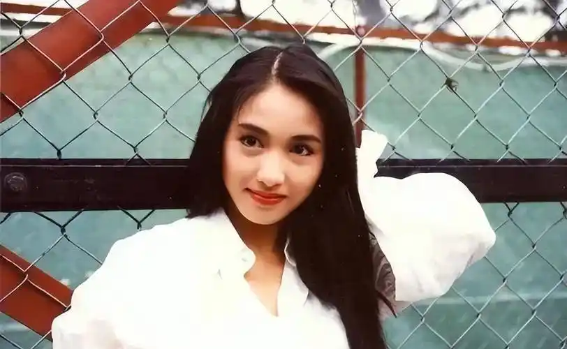 原创黎姿嫁残疾富豪她用14年终于证明自己我没错