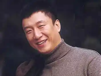 孙红雷带女儿拍戏一想起就美孙红雷年轻照片