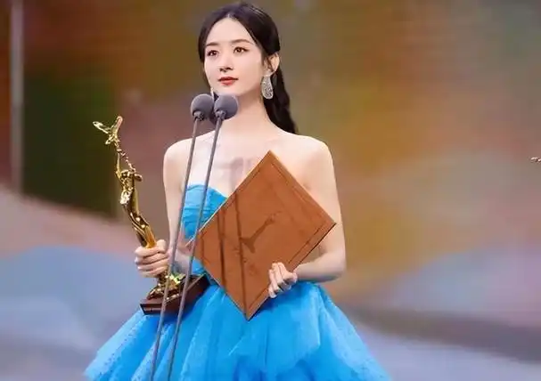 刘亦菲的溜肩,赵丽颖的小脚,治好了我的容貌焦虑