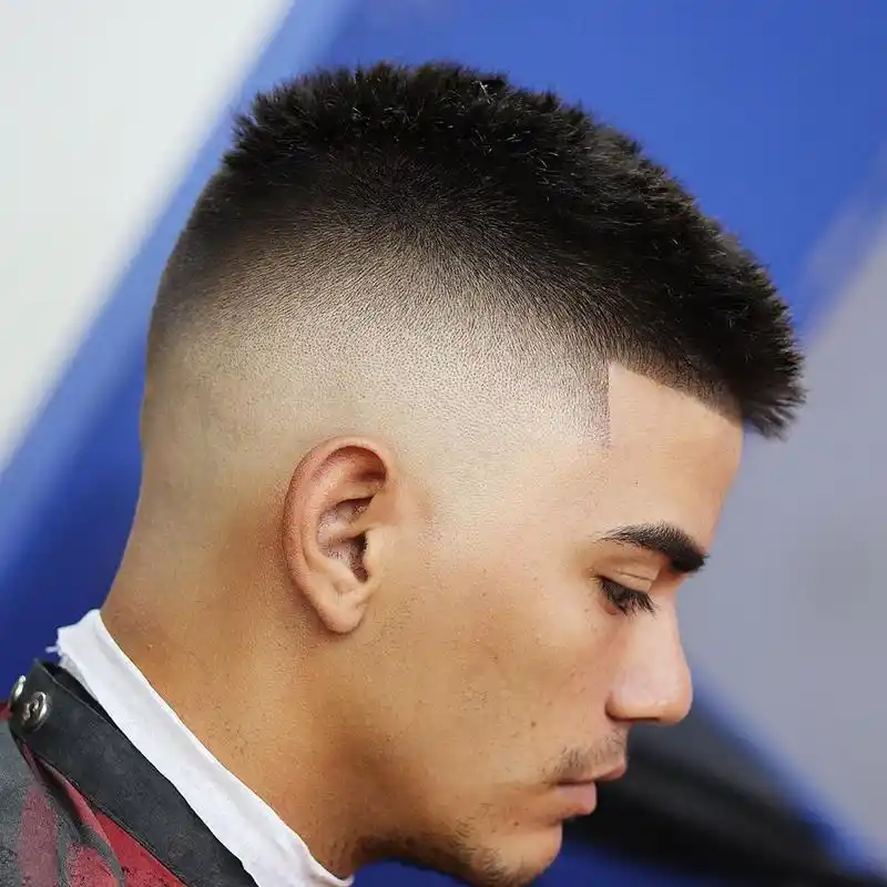 2020男神发型30多款,时尚清爽显精神,越来越多男士这样剪