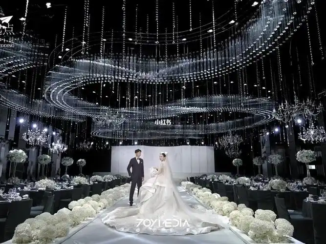 简约大气的婚礼场景布置预告