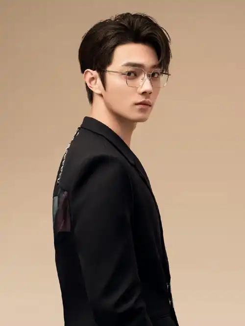 许凯眼镜杀##浪特梦眼镜品牌代言人许凯##许凯的无边梦境