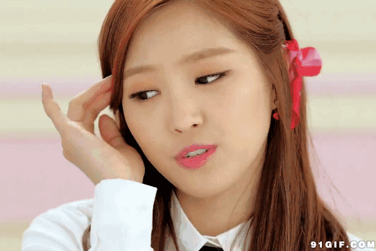 美女妩媚秀发女神gif动图_动态图_表情包下载_soogif