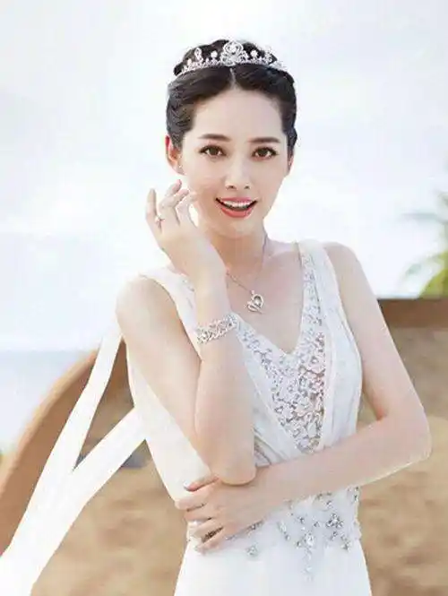 娱乐圈5位超美的混血女明星_网易订阅