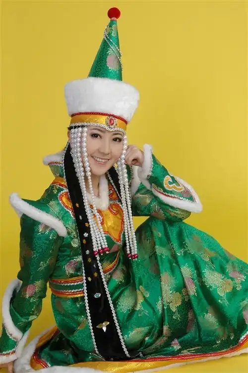 歌手格格全国演出火热预定合作中