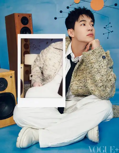 刘宪华henry-lau一直都是一个好奇的人,这股性格里自带的好奇劲儿