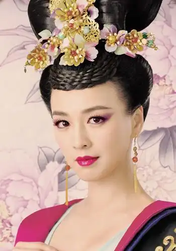 张庭——《武媚娘传奇》中饰演韦妃