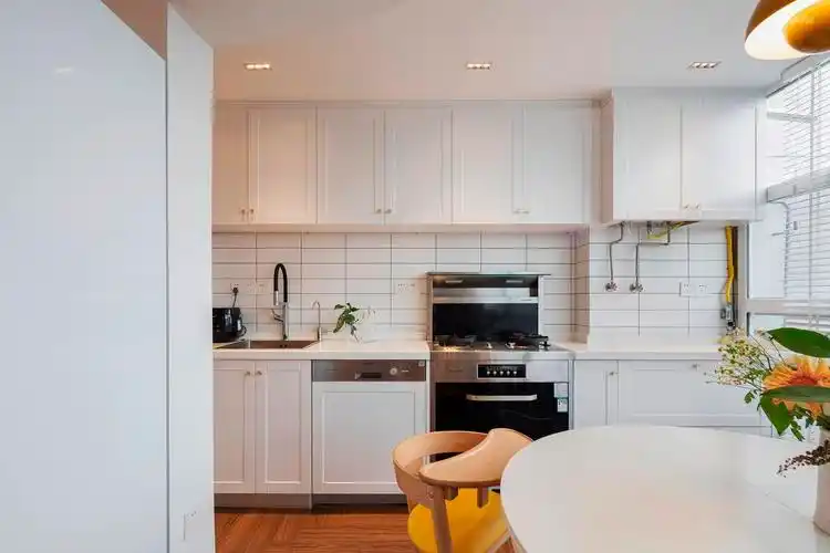 48平简约两室住宅公寓装修案例_48平米2房1厅,还能拥有贵妃浴缸和独立