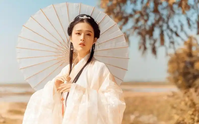 古风美女户外唯美写真,高清壁纸图片,清纯美女-回车桌面