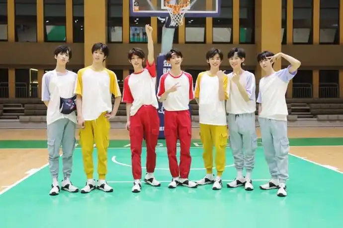 时代少年团夏季运动会