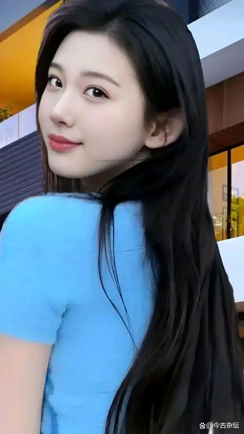 全网笑容最治愈女孩愿你眼里有光心中有爱