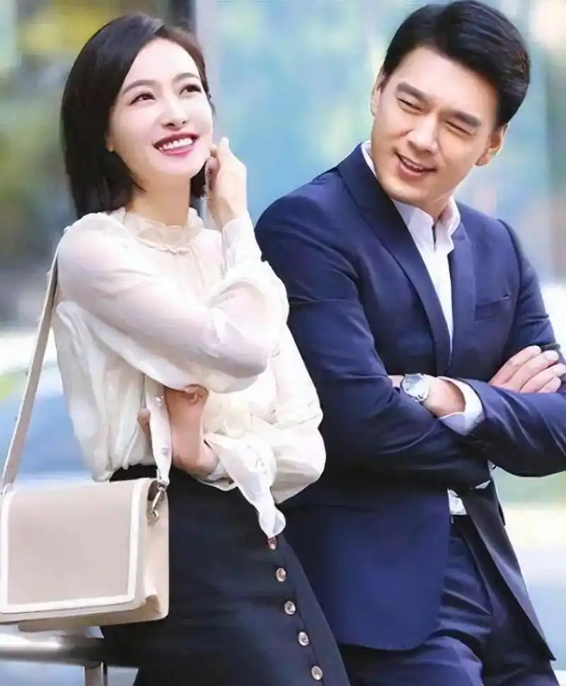 王耀庆:霸气薇娅被逼疯,拉黑佟丽娅只为护妻,怼人功力爆红网络