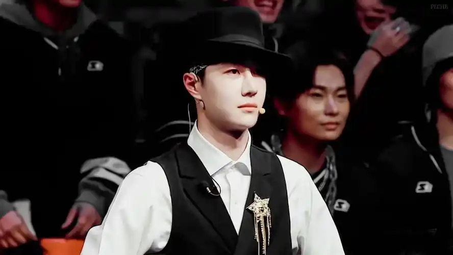 王一博街舞 - 堆糖,美图壁纸兴趣社区