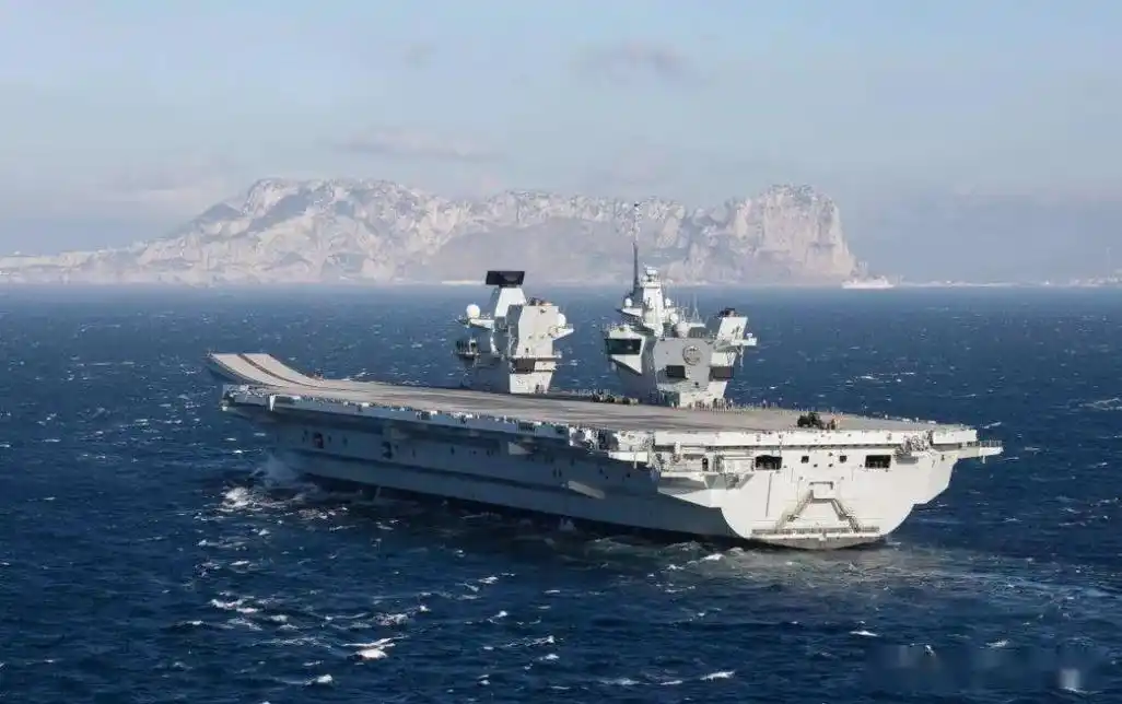 英两艘航母出动,战力却遭质疑
