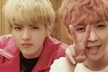 芭莎明星慈善夜吴亦凡张艺兴同台同框引期待 网友直呼准备收糖_百度