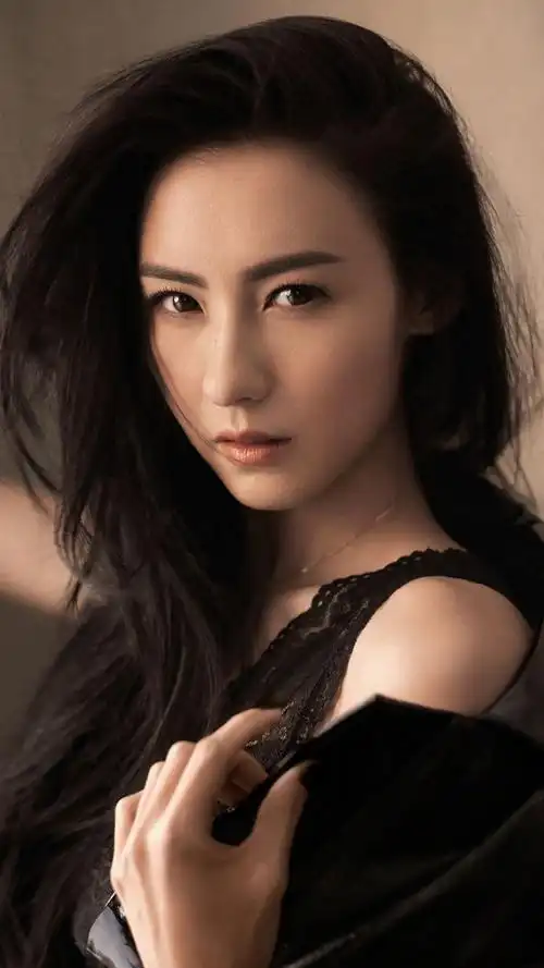 张柏芝美图欣赏,时光流逝容颜还在,岁月静好有你就好__财经头条