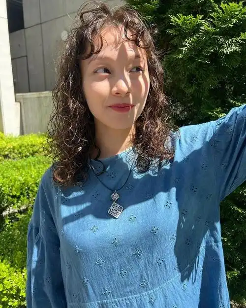 全头烫小卷真洋气