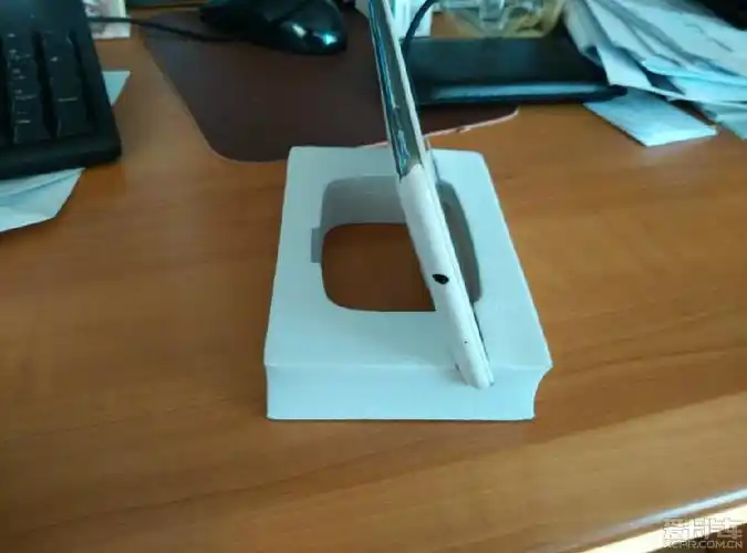 【图】废物利用,秀一下自制的手机支架_3_深圳论坛_爱卡汽车