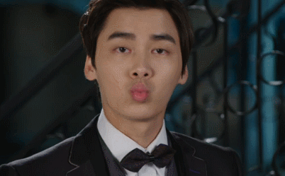 一起来看看,李易峰曾经到底做过哪些趣事,令人爆笑不止