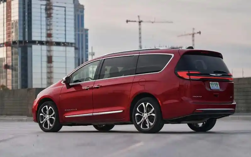 新款克莱斯勒大捷龙,美式mpv,还是过于保守了