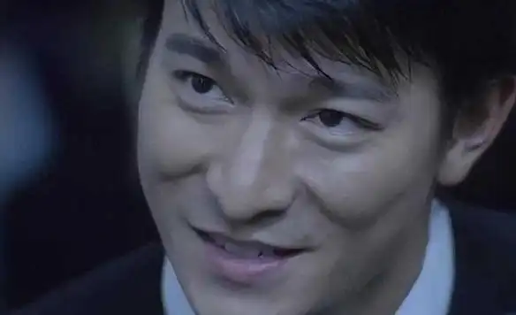 刘德华断崖式哀老白发苍苍一脸皱纹网友泪目天王该离职了