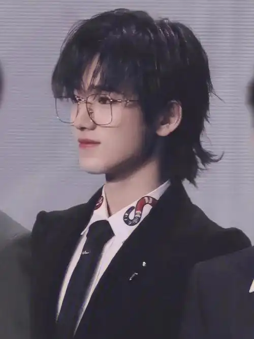 宋亚轩刘耀文眼镜合集上