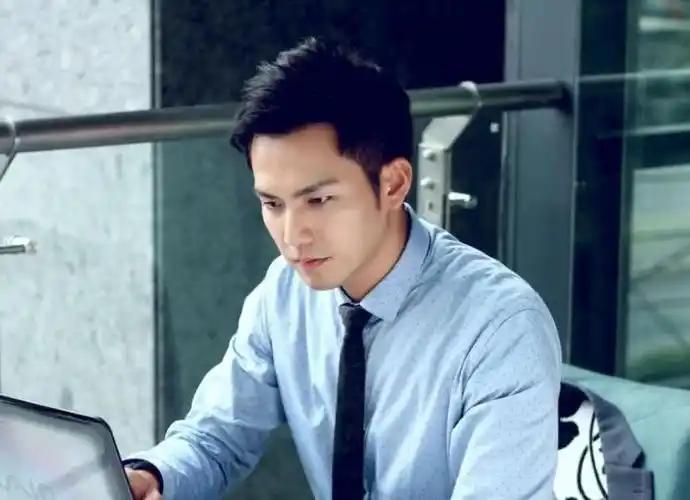 钟汉良最帅的五个角色,何以琛上榜,最后一个迷倒万千少女!_剧中