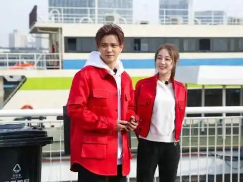 叫"小仙女"已过时,听黄磊对热巴的称呼,当过爸的人就是不一样