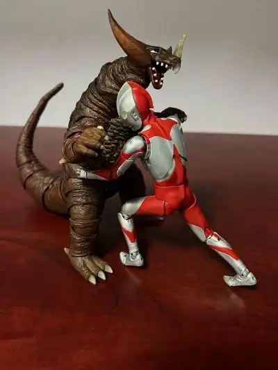 中文名称shfiguarts宇宙英雄奥特曼哥莫拉