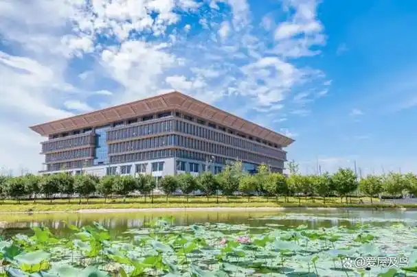 洛阳师范学院是河南八大师范类本科院校之一,也是河南省特色骨干学科