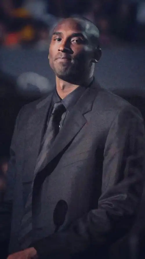 我科西装照,帅到爆,可以当模特了!