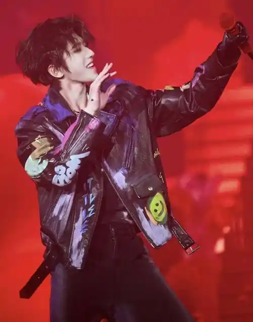 一问一答 | 蔡徐坤,陈建州,杨幂,鹿晗关晓彤,玄学男歌手,tf三代_品牌