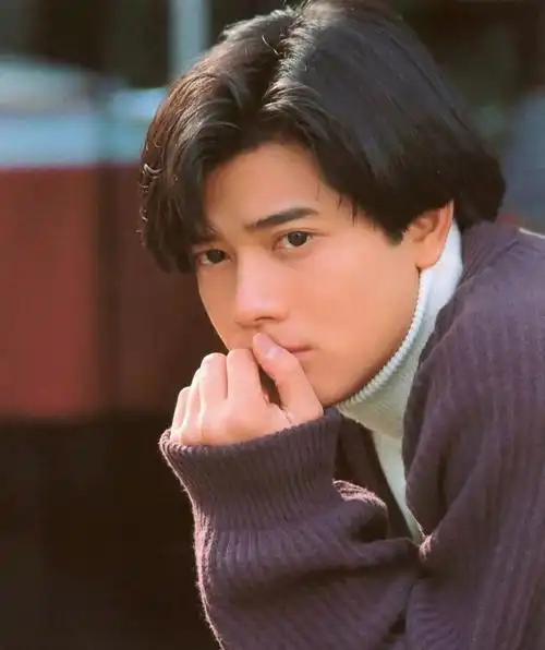 港星旧照流出专属那个时代的帅气与靓丽总有一人你最中意