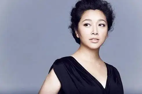 她是汪涵喜爱的女演员,50岁复出唱歌被金星称赞