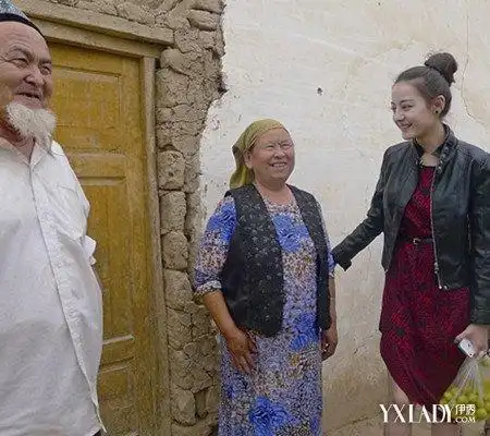 【图】迪丽热巴的爸妈图片曝光 迪丽热巴漂亮似混血被赞美爆