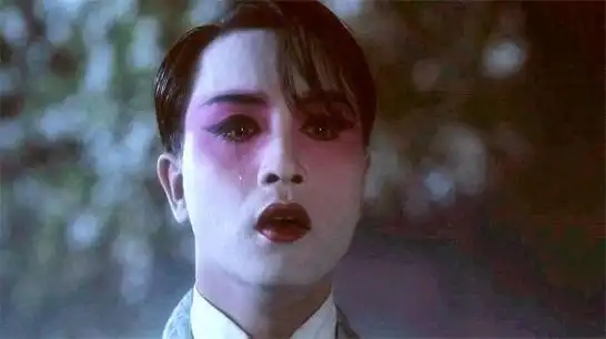 在电影《霸王别姬》的发布会上,张丰毅曾表示,张国荣在表演过程中已然