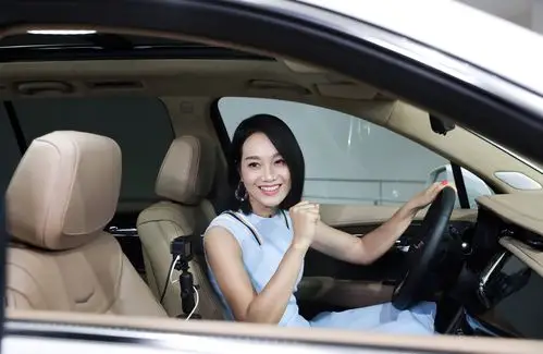 朱丹化身凯迪拉克新品解码者现场分享试驾感受