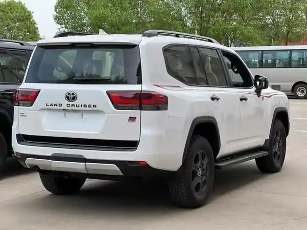 22款丰田lc300酷路泽顶配35报价