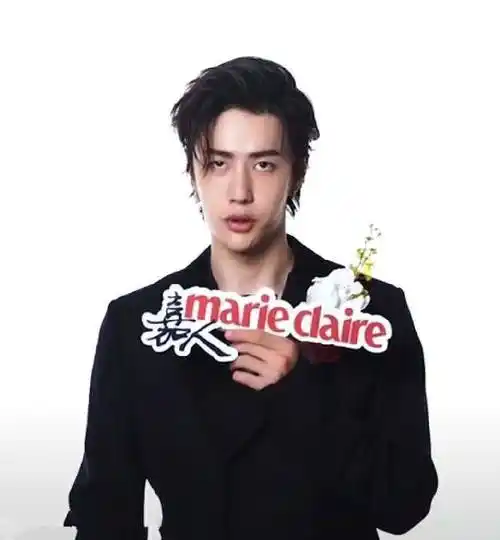 发福了王一博接受嘉人采访离开滤镜却胖了一圈