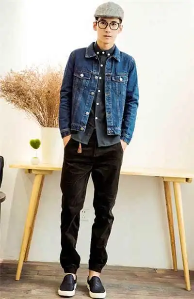 男士牛仔衣搭配显潮范