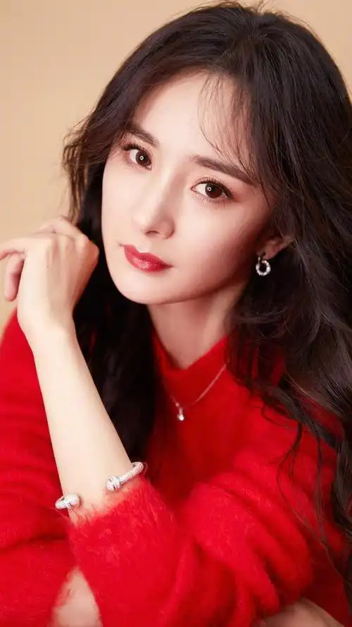 杨幂美图,大幂幂美的无可挑剔,双目电压超高啊!