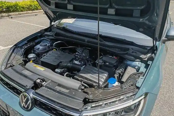 动力方面,新车继续搭载上汽大众ea2111.