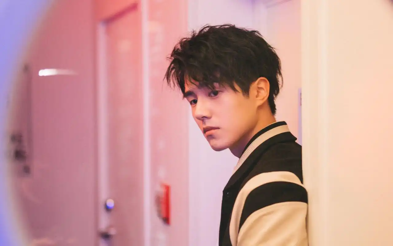 【刘昊然|巴黎时装周】路易威登louisvuitton19春夏男装秀采访合辑