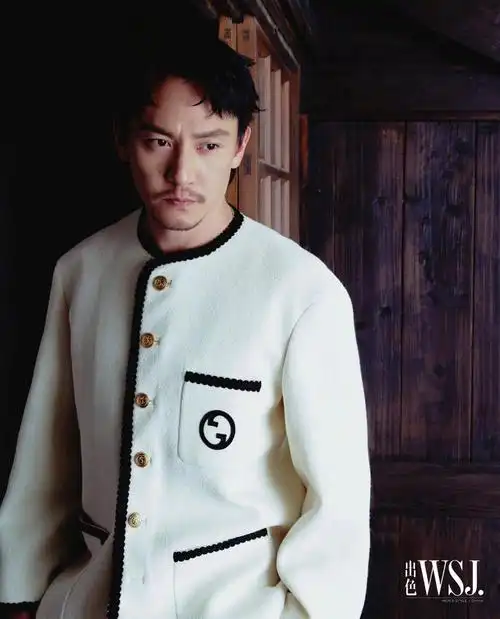 上游时尚张震春日大片造型好帅气