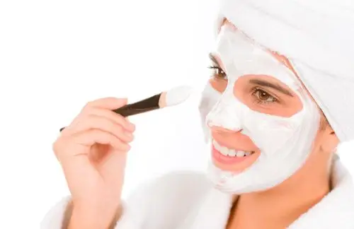 护肤做好这4步,就算素颜出门也能光彩照人