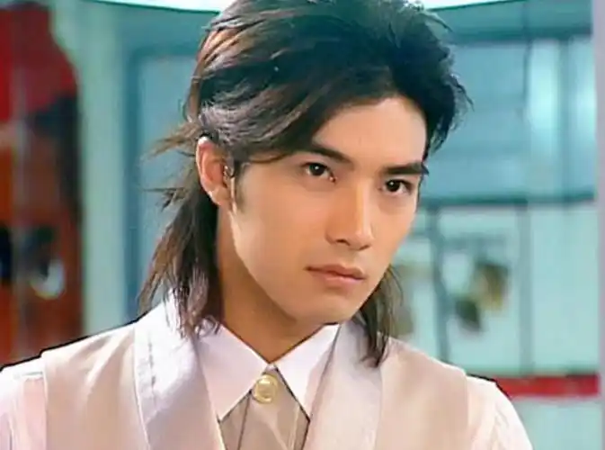 那些红着红着就"过气"的男明星,以前都是男神,现在却无人提及