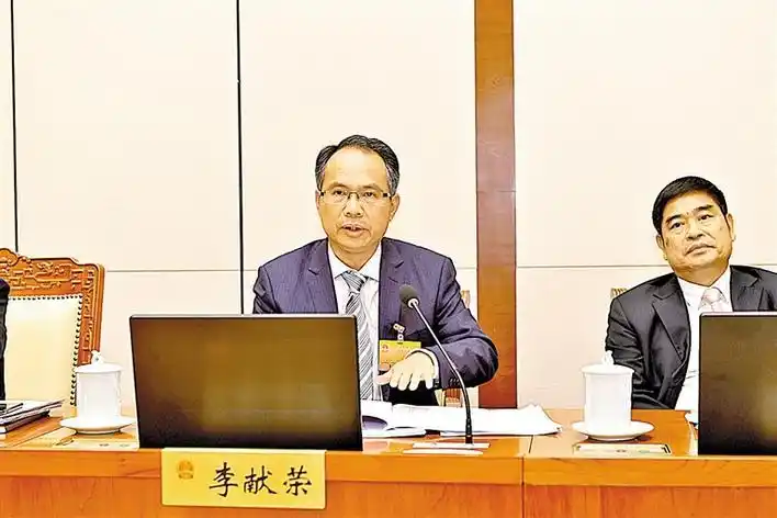 集中学法提高履职实效有的放矢加强环境保护