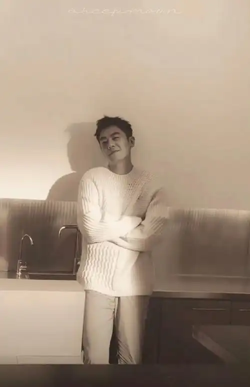 朱亚文配音旁白代入感##朱亚文电影旁白声线好磁性